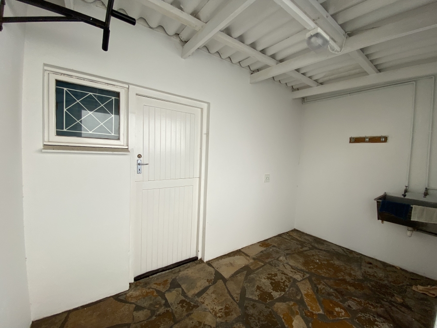 To Let 3 Bedroom Property for Rent in Kidds Beach Eastern Cape